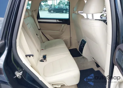 2013 Volkswagen Touareg Vr6 Sport from USA, damaged, VIN WVGEF9BP5DD011802